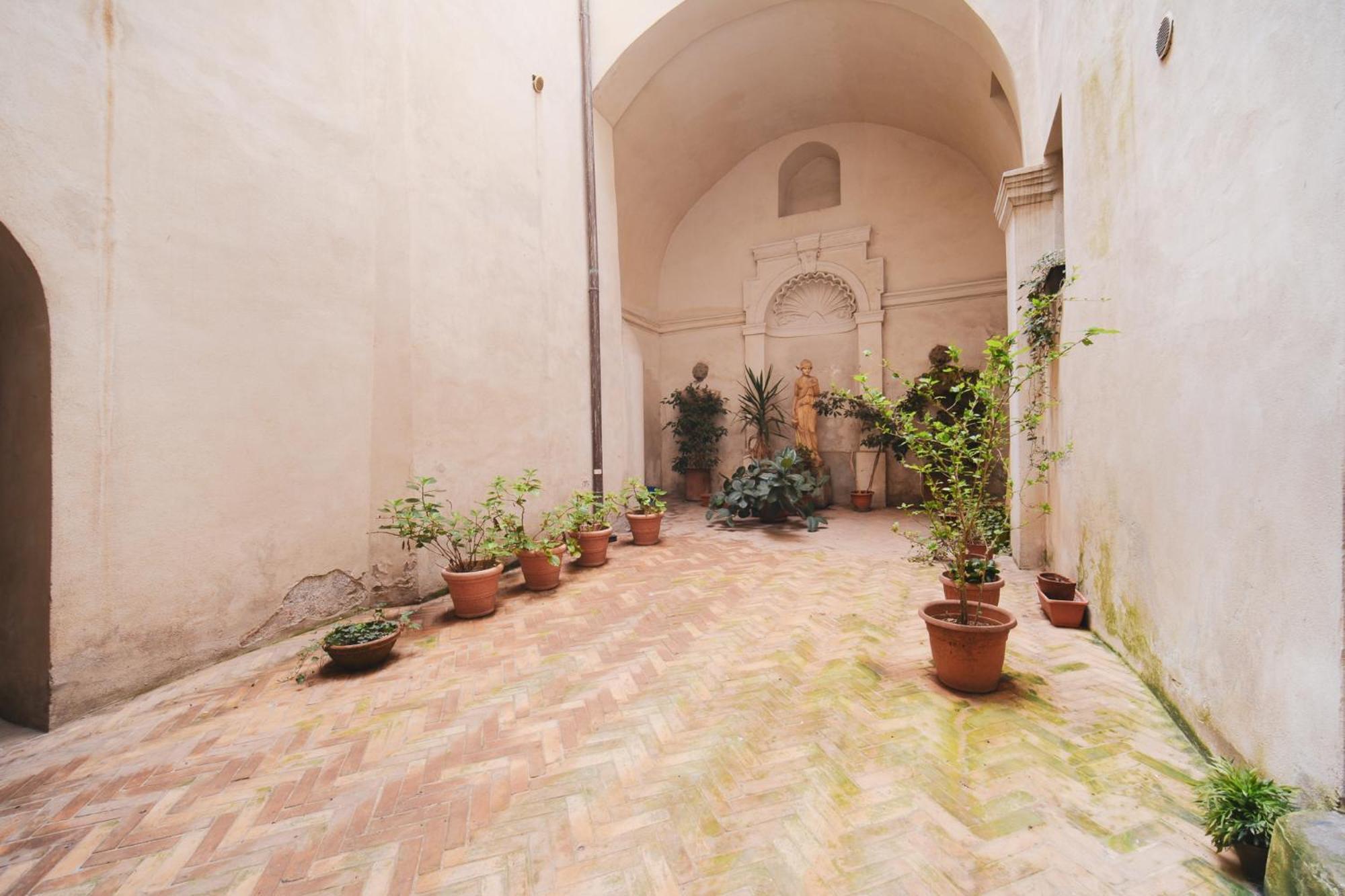 Pettinari By Buddyrent Roma Exterior foto