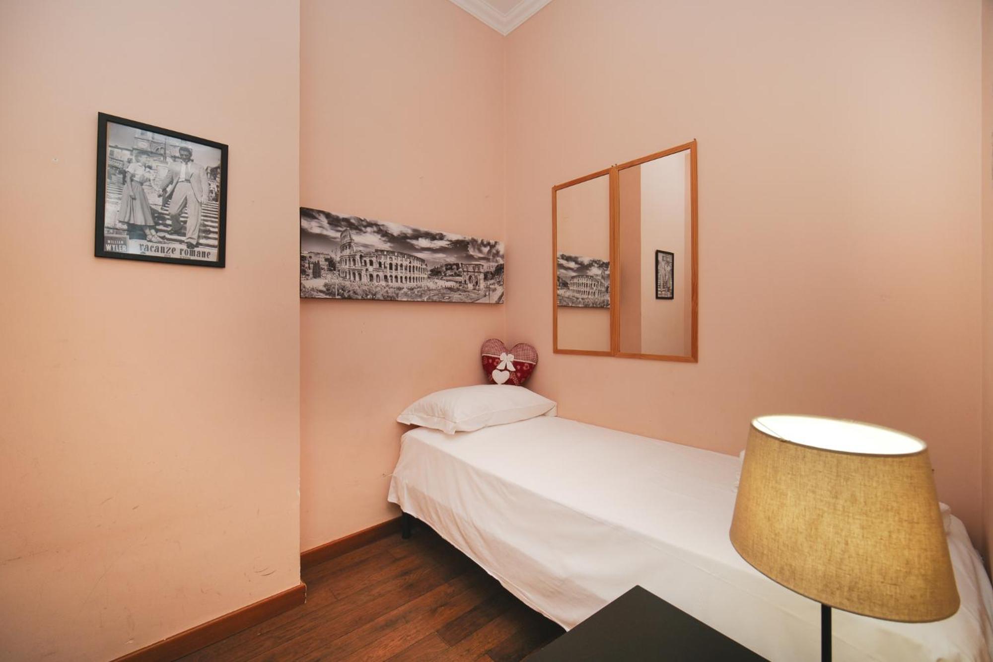 Pettinari By Buddyrent Roma Exterior foto